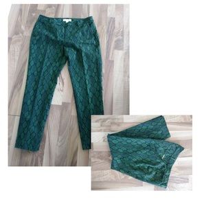 Michael Kors sz 8 fit like a 6 spandex, comfy feel